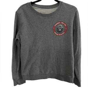 🐻SMOKEY🐻 Smokey the Bear grey crew neck sweatshirt in XS